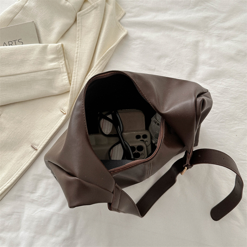 العصرية عارضة لينة بو حقائب ال - مراجعة Women Bags Low Price وسعره