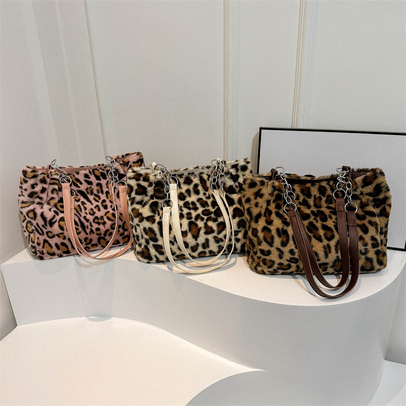النمط الوطني بسيط المرأة ليوبا - مراجعة Women Bags Zara وسعره