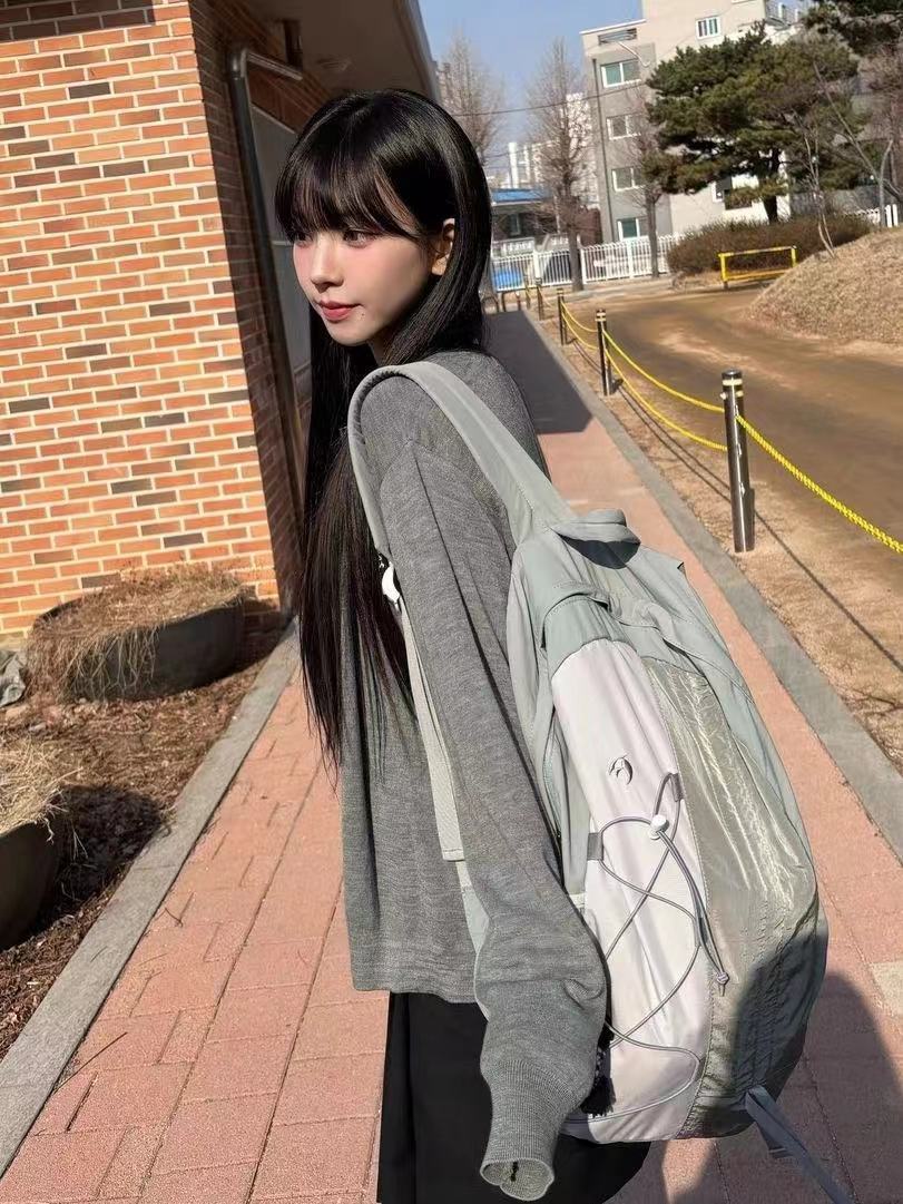 حقيبة ظهر من النايلون المرقعة  - مراجعة Women Bags Grey وسعره